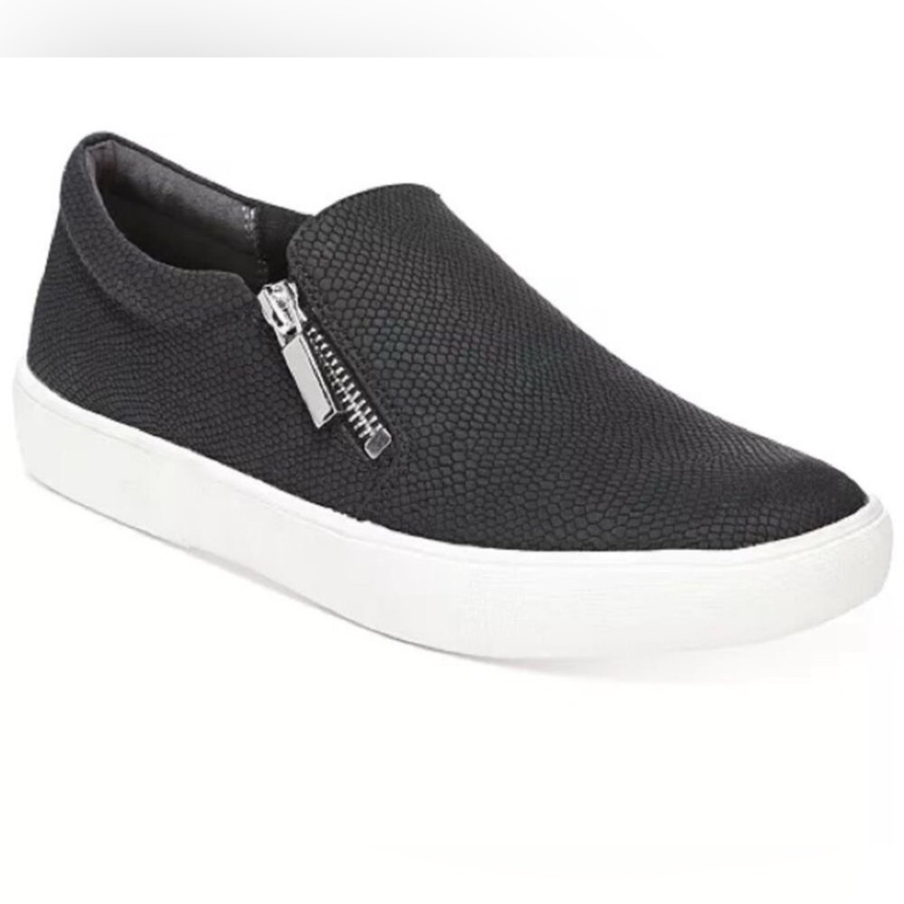 Style & Co. leather Textured Black Sneakers with Side accent Zipper, Super comfy
